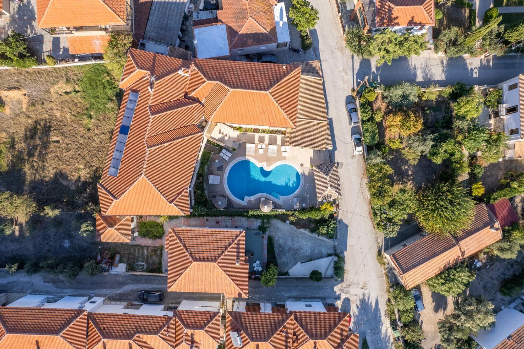 Stamos Hotel Afytos Exterior photo
