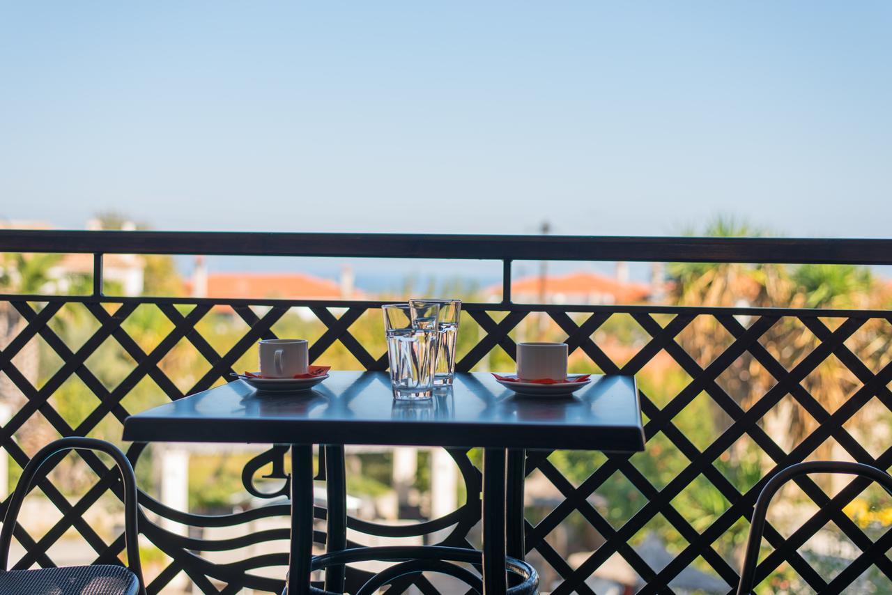 Stamos Hotel Afytos Exterior photo