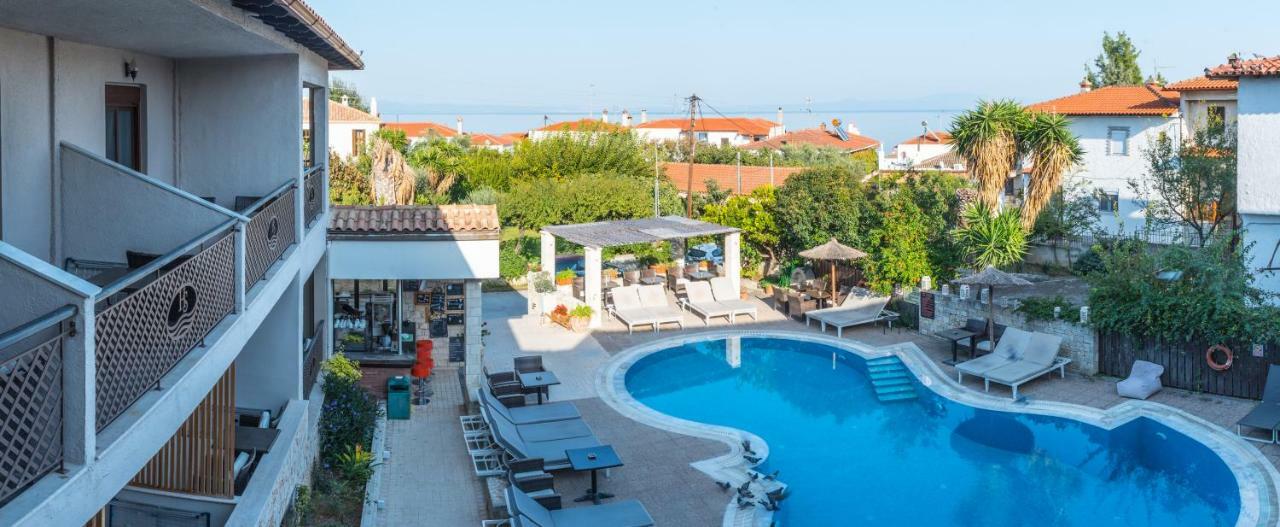 Stamos Hotel Afytos Exterior photo